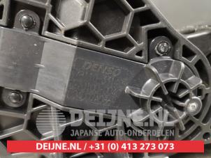 Toyota Rav-4 Accelerator pedal O410075 photo 3
