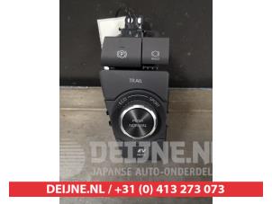 Gebruikte Schakelaar boordcomputer Toyota RAV4 (A5) 2.5 Hybrid 16V AWD Prijs op aanvraag aangeboden door V.Deijne Jap.Auto-onderdelen BV