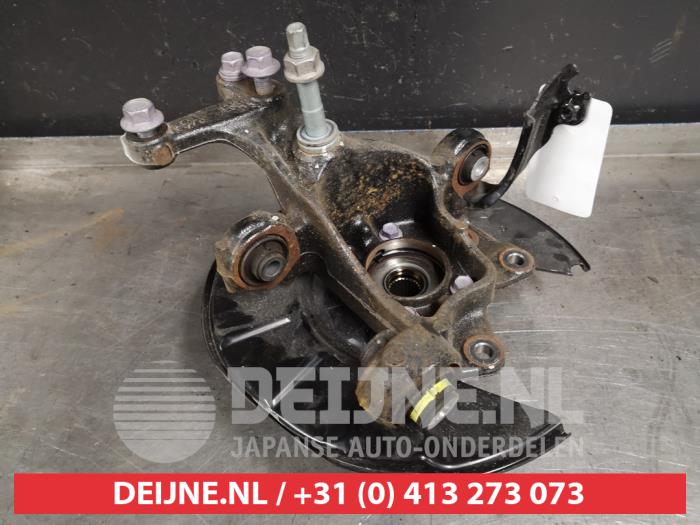 Toyota Rav-4 Achsschenkel rechts hinten O410185