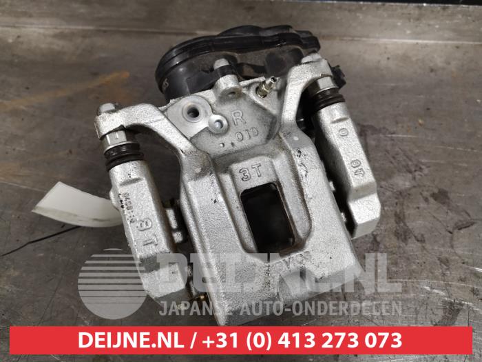 Toyota Rav-4 Bremszange rechts hinten O410238