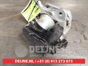 Toyota Rav-4 Bremszange rechts hinten O410238 foto 3