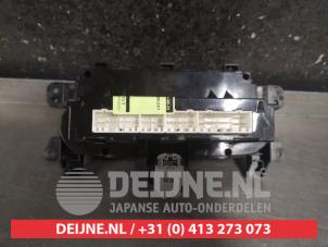 Kia Carnival Kachel Bedieningspaneel O410312 foto 3