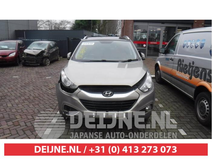 Hyundai IX35 Bumperlijst midden-voor O410325