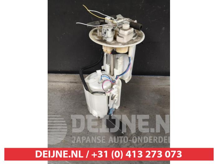 Gebruikte Tank element Pomp Toyota Verso 1.6 16V VVT-i Prijs € 75,00 Margeregeling aangeboden door V.Deijne Jap.Auto-onderdelen BV