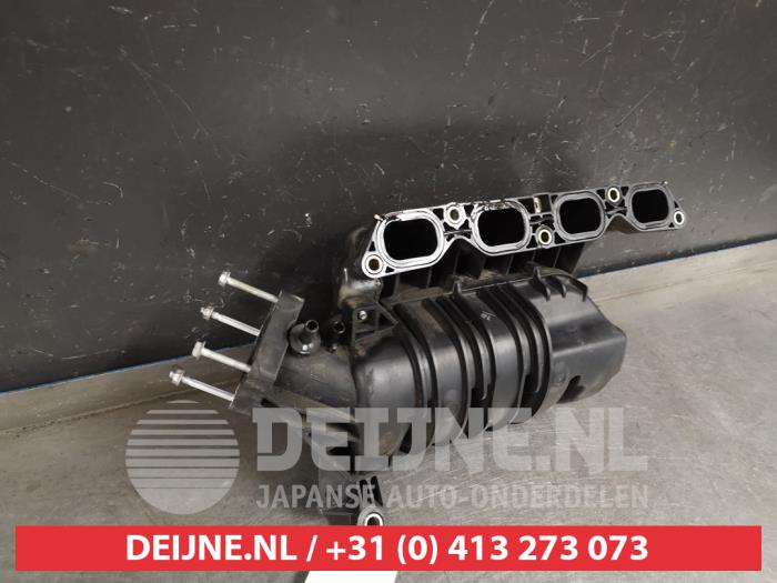 Gebruikte Inlaatspruitstuk Toyota Corolla Verso (R10/11) 1.6 16V VVT-i Prijs € 100,00 Margeregeling aangeboden door V.Deijne Jap.Auto-onderdelen BV