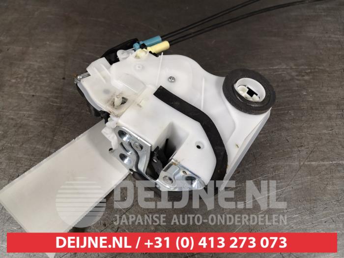 Suzuki Ignis Rear door mechanism 4-door, right O411421