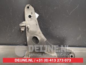Subaru XV Front lower wishbone, left O411520 photo 2