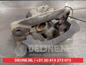Subaru XV Rear brake calliper, left O411526 photo 2