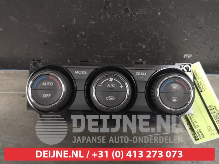 Subaru XV Heater control panel O411568