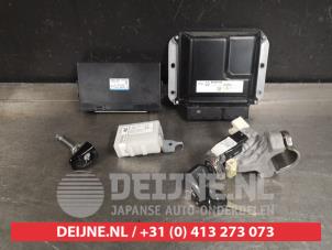 Subaru XV Engine management computer O411597 photo 3