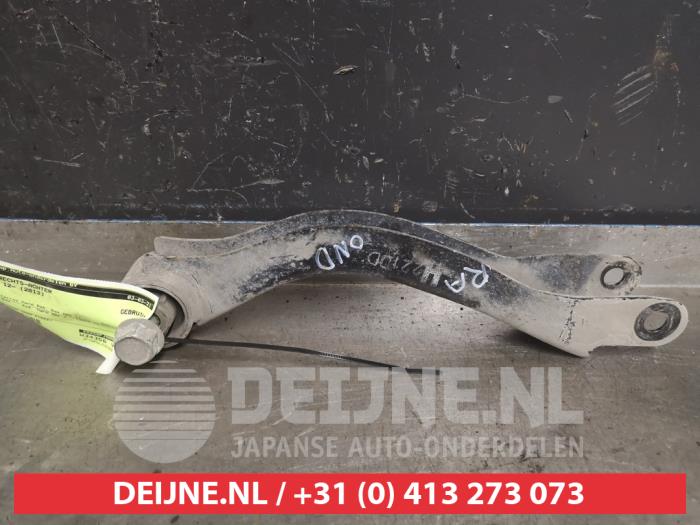 Subaru XV Querlenker rechts hinten O411608