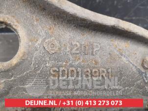 Subaru XV Draagarm rechts-achter O411611 foto 3