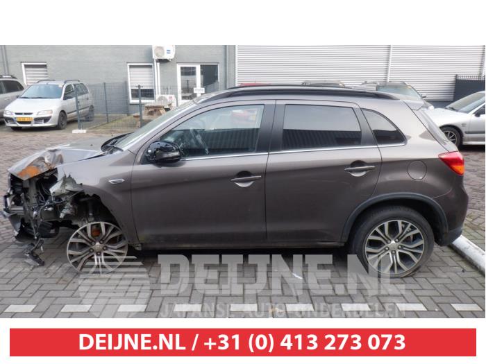 Mitsubishi ASX Zusätzliches Fenster 4-türig links hinten O411662