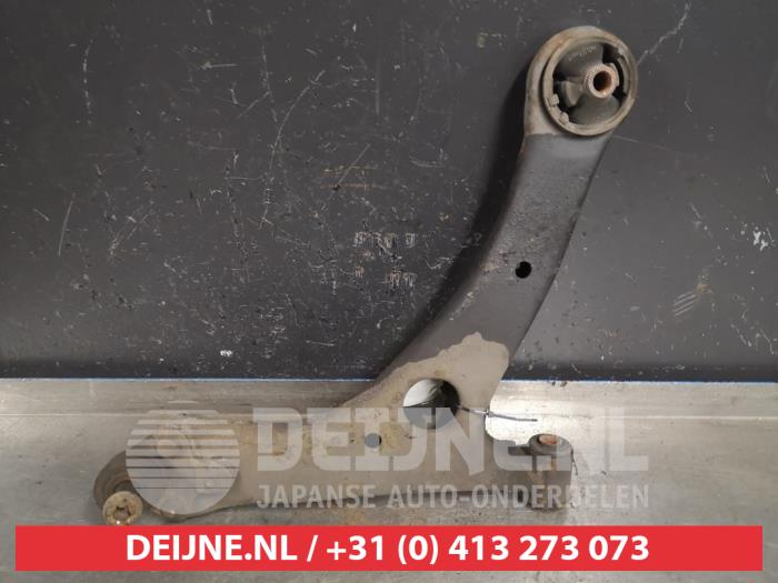 Toyota Corolla Verso Front lower wishbone, right O411830