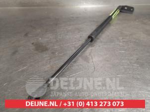 Toyota Corolla Verso Rear gas strut, left O411833 photo 2