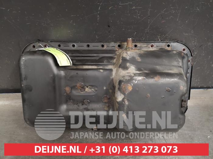 Gebruikte Carterpan Hyundai Terracan 2.9 CRDi 16V Prijs € 35,00 Margeregeling aangeboden door V.Deijne Jap.Auto-onderdelen BV