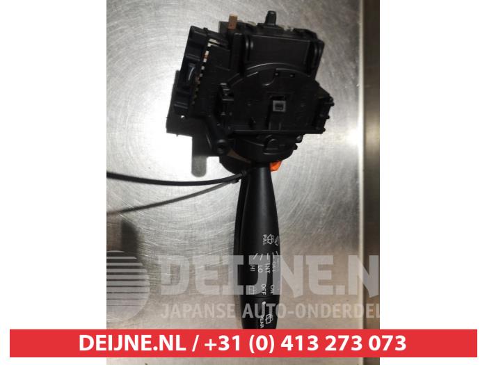 Nissan Pixo Ruitenwis Schakelaar O309680