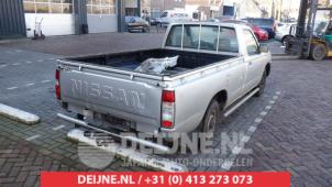 Nissan NP 300 Tür 2-türig rechts O412470 foto 3