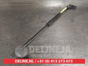 Nissan Qashqai Gasdämpfer rechts hinten O412511 foto 2