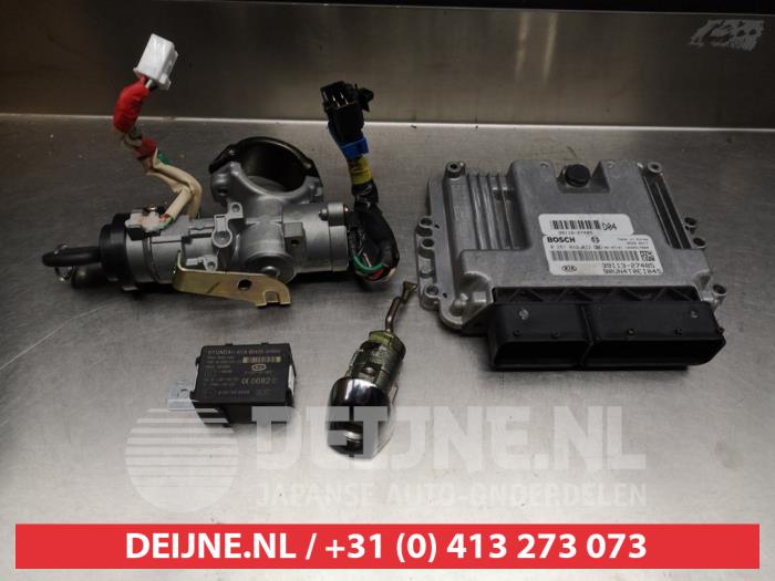 Kia Carens Slotenset Cilinder (compleet) O278327
