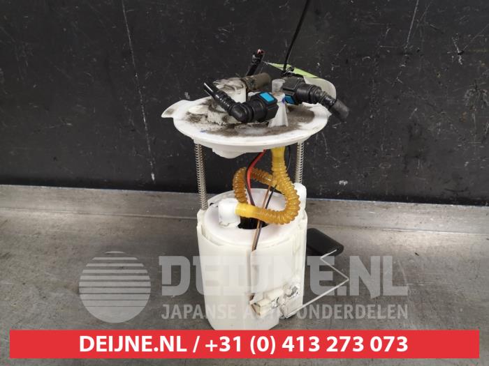 Gebruikte Tank element Pomp Hyundai i10 (B5) 1.2 16V Prijs € 50,00 Margeregeling aangeboden door V.Deijne Jap.Auto-onderdelen BV