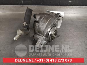 Gebruikte Vacuumpomp (Diesel) Mitsubishi Outlander (GF/GG) 2.2 DI-D 16V Clear Tec 4x2 Prijs € 50,00 Margeregeling aangeboden door V.Deijne Jap.Auto-onderdelen BV