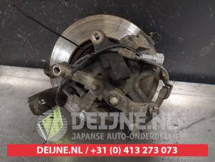 Nissan NP 300 Achsschenkel rechts vorne O413224 foto 2