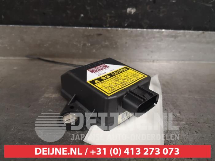 Lexus IS Stabilisierung Regelsensor O413678