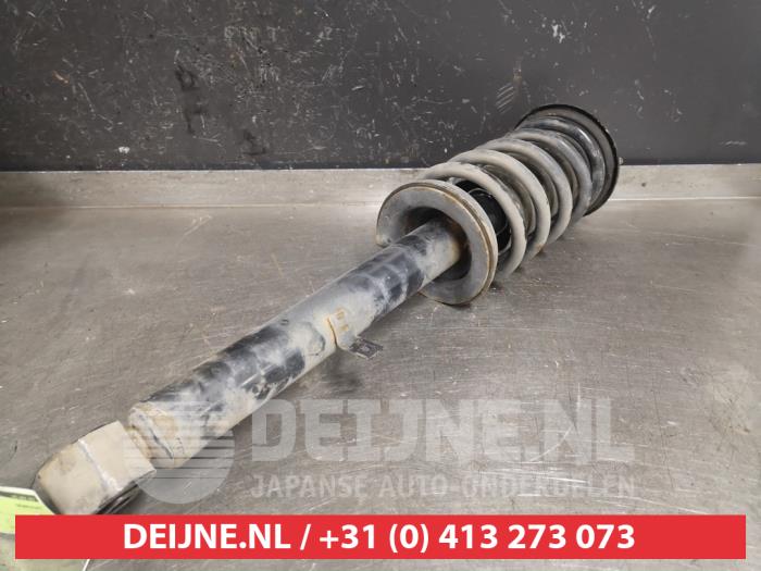 Lexus IS Stoßdämpferstrebe links vorne O413696