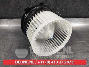 Nissan Qashqai Kachel Ventilatiemotor O9990007624 foto 3