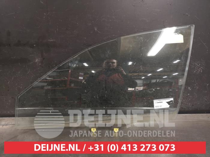 Mitsubishi Lancer Portierruit 4Deurs links-voor O413980