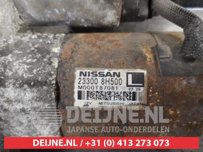 Startmotor van een Nissan X-Trail (T30) 2.0 16V 4x4 2002