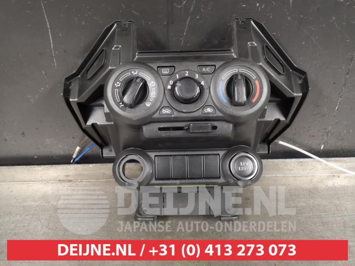 Suzuki Ignis Heater control panel O414031