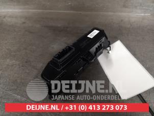 Hyundai Ioniq PDC switch O414377 photo 3