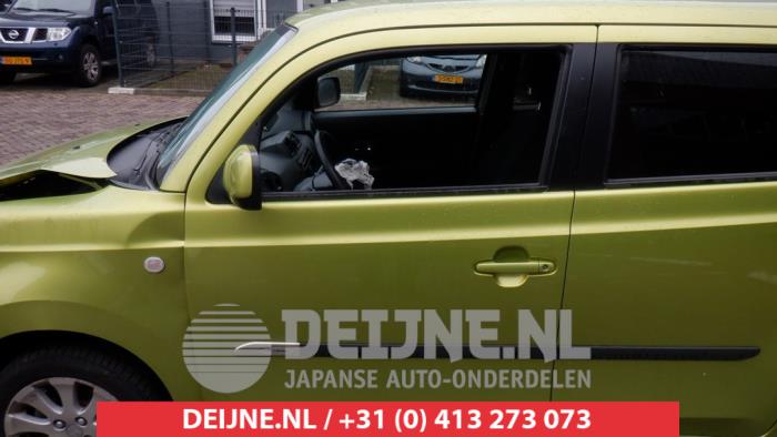 Daihatsu Materia Tür 4-türig links hinten O414582