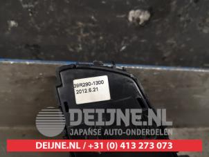 Hyundai I40 Radiobedienung Lenkrad O414693 foto 3