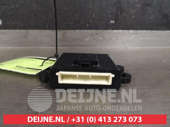 Gebruikte Start/Stop computer Mitsubishi Outlander (GF/GG) 2.0 16V PHEV 4x4 Prijs € 75,00 Margeregeling aangeboden door V.Deijne Jap.Auto-onderdelen BV