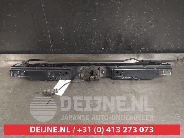 Chevrolet Cruze Schlossträger vorne O415899