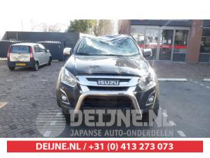 Gebruikte Grille Isuzu D-Max (TFR/TFS) 1.9 DDi 4x4 Prijs € 150,00 Margeregeling aangeboden door V.Deijne Jap.Auto-onderdelen BV