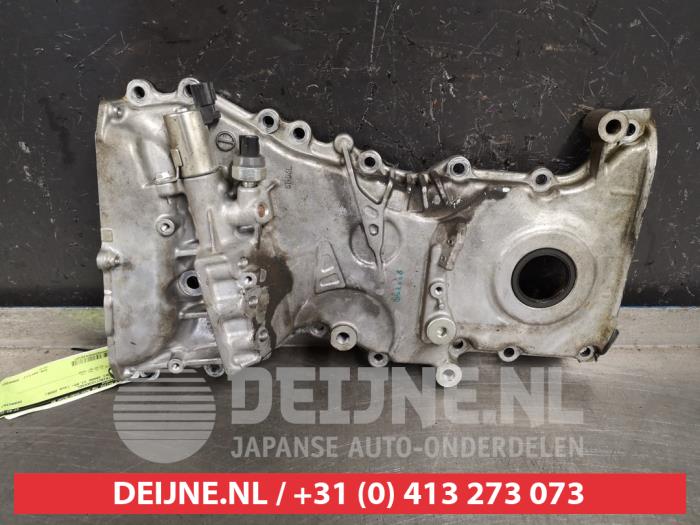 Gebruikte Distributiedeksel Suzuki Grand Vitara II (JT) 2.4 16V Prijs € 75,00 Margeregeling aangeboden door V.Deijne Jap.Auto-onderdelen BV
