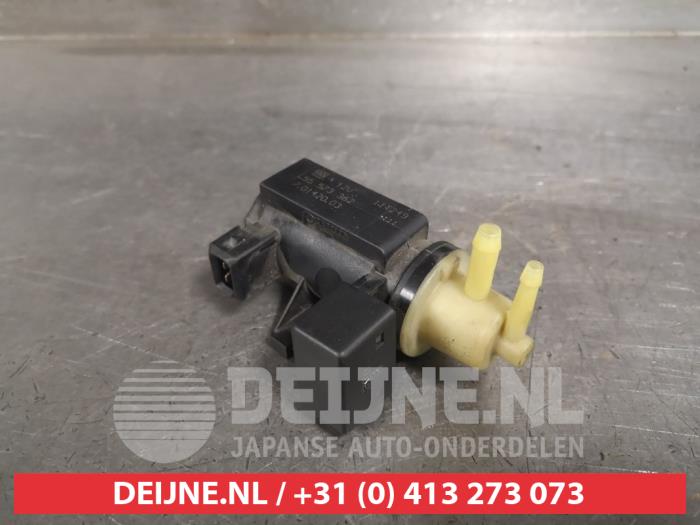Chevrolet Malibu Vacuum valve O416711
