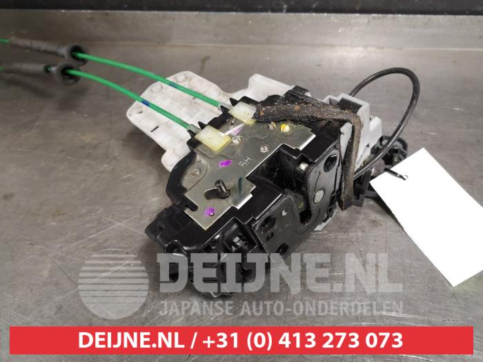 Hyundai I30 Deurslot Mechaniek 4Deurs rechts-achter O417275