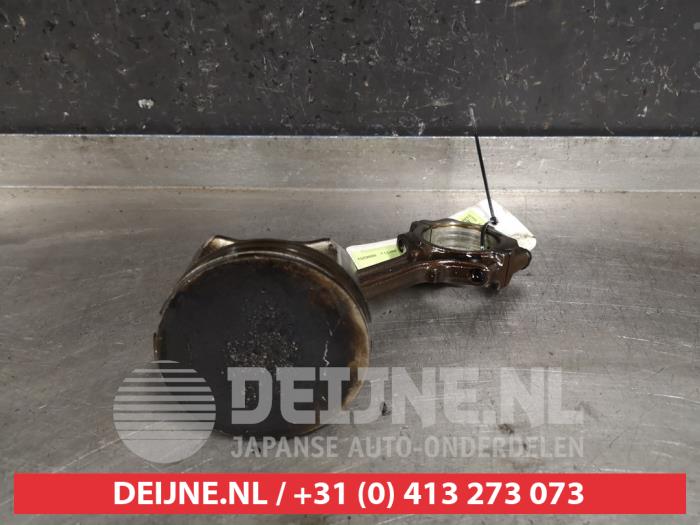 Gebruikte Zuiger Nissan X-Trail (T30) 2.5 16V 4x4 Prijs € 50,00 Margeregeling aangeboden door V.Deijne Jap.Auto-onderdelen BV