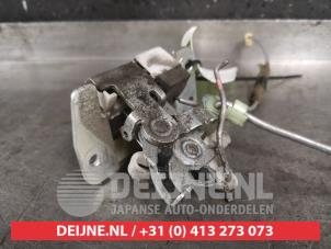 Daihatsu Cuore Schließmechanik Heckklappe O417590 foto 2
