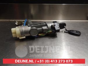 Hyundai Trajet Ignition lock + key O334859 photo 2