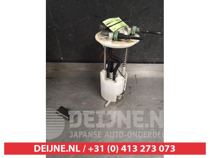 Gebruikte Tank element Pomp Mitsubishi ASX 1.8 DI-D HP MIVEC 16V Prijs € 60,00 Margeregeling aangeboden door V.Deijne Jap.Auto-onderdelen BV