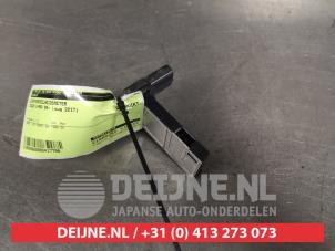 Isuzu D-MAX Luftmengenmesser O417796 foto 2