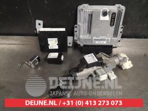 Isuzu D-MAX Engine management computer O417798 photo 2