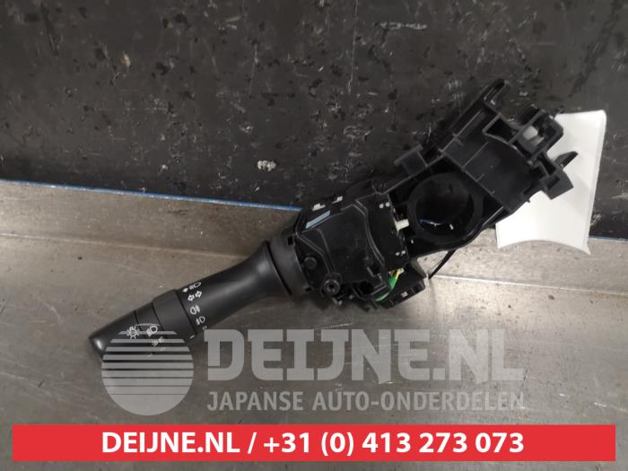 Toyota Verso-S Licht Schalter O417923