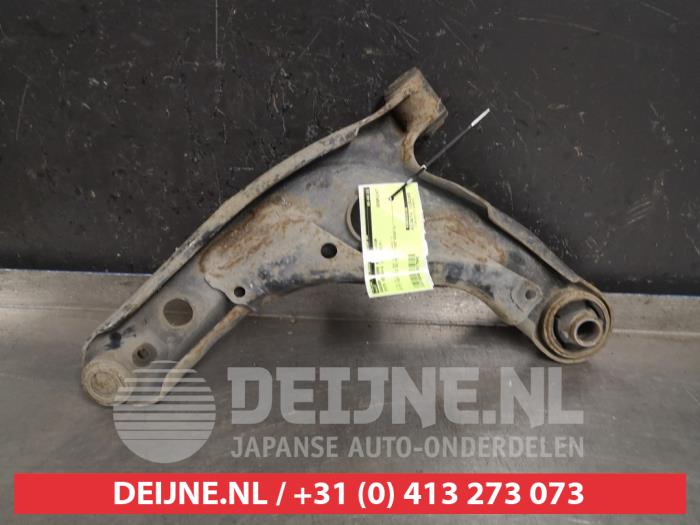 Toyota Verso-S Querlenker unten rechts vorne O417940